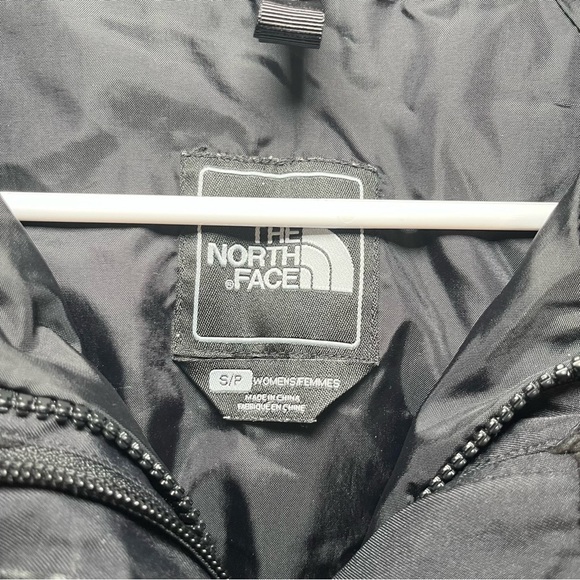 The North Face Rain Jacket Windbreaker Hooded Zip Up Nylon Black Women S - Picture 2 of 7